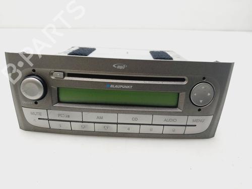Used Radio FIAT LINEA (323_, 110_) [2006-2025]  24532811