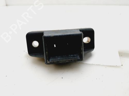Serrure hayon RENAULT MEGANE I Classic (LA0/1_) 1.6 16V (LA00, LA04, LA0B, LA11, LA16, LA19, LA1J, LA1K,... (107 hp) 27039447