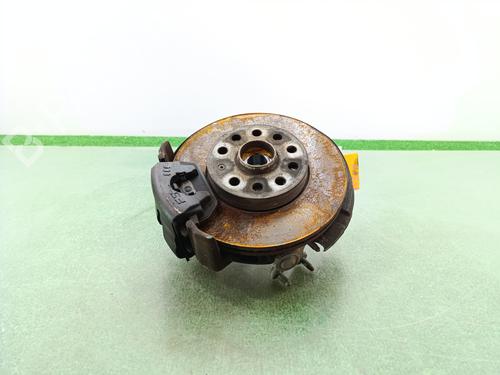 Used Left front steering knuckle SEAT LEON (5F1) [2012-2021]  27987807