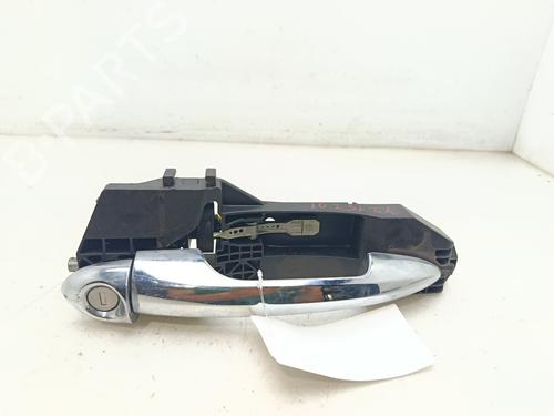 Used Front left exterior door handle Front left exterior door handle 37200175 37200175