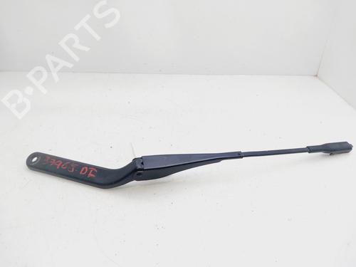 Used Front windshield wiper arm BMW 1 (E87) 116 d (116 hp) 25870361