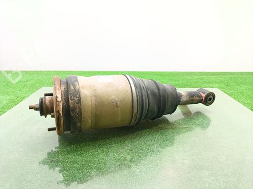 Used Left rear shock absorber LAND ROVER DISCOVERY III (L319) 2.7 TD 4x4 (190 hp) 28683669