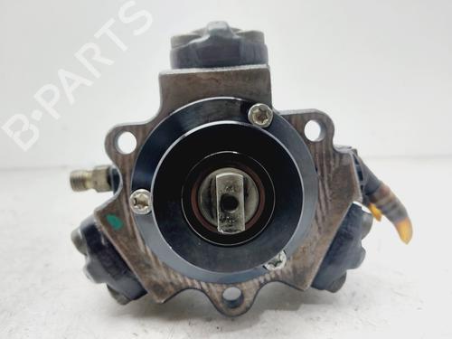 Used Injection pump MERCEDES-BENZ C-CLASS (W203) [2000-2007]  28369584