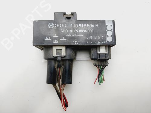 Used Electronic module Electronic module SEAT IBIZA II (6K1) [1993-2002] 32679135 32679135