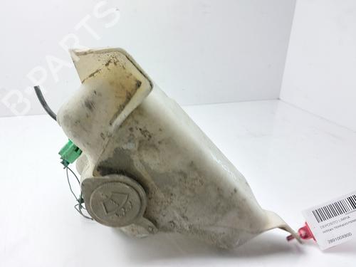 Used Windscreen washer tank FORD MAVERICK (UDS, UNS) 2.7 TD (100 hp) 30870817