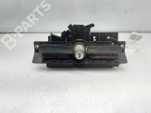 tailgate-handle-audi-a3-8l1-19-tdi-8d9827565-1996-1997-1998-1999-2000-2001-2002-2003-2004-2005-2006-9497538 main image