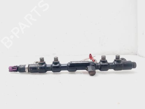 Used Injection rail FORD MONDEO III Saloon (B4Y) 2.0 TDCi (130 hp) 25754429