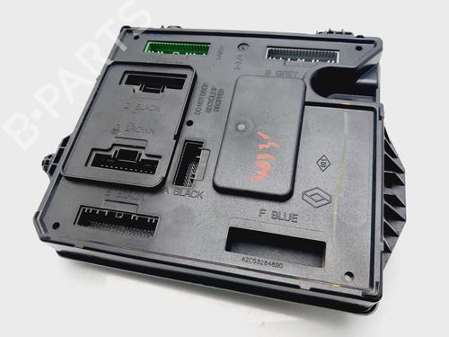 Fuse box RENAULT MEGANE III Hatchback (BZ0/1_, B3_) 1.5 dCi (BZ09, BZ0D, BZ1W, BZ29, BZ14) | BP31877364E1