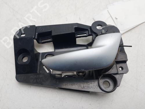 Used Rear right interior door handle Rear right interior door handle 38294015 38294015