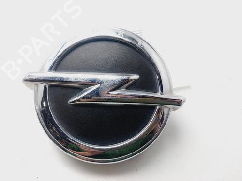 Used Tailgate handle OPEL CORSA E (X15) [2014-2025]  28091930