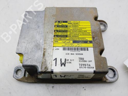 Used ECU airbags TOYOTA YARIS (_P9_) 1.4 D-4D (NLP90_, NLP90R) (90 hp) 30438143