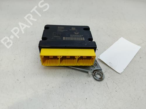 Used ECU airbags ECU airbags RENAULT CLIO V (B7_) 1.5 Blue dCi 85 (B7AG) (86 hp) 33935722 33935722