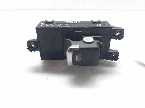 Used Right rear window switch Right rear window switch KIA CEE'D (JD) 1.0 T-GDI (120 hp) 10240786 10240786