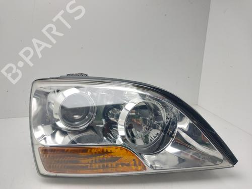 Lyskaster høyre KIA SORENTO I (JC) 2.5 CRDi (170 hp) 32015590