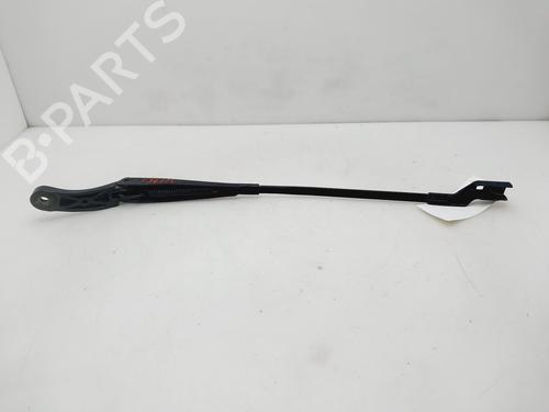 front-windshield-wiper-arm-opel-astra-k-sports-tourer-b16-2015-2016-2017-2018-2019-2020-2021-2022-31651619 main image