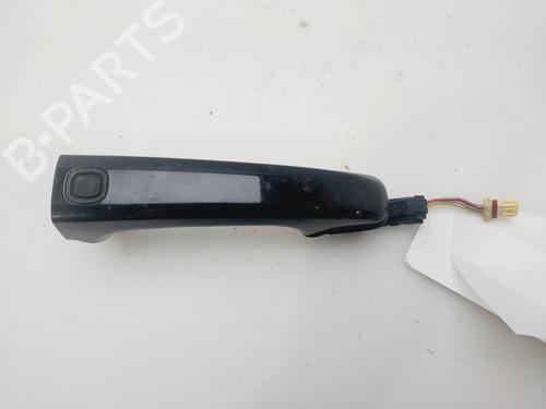 Używane Klamka zewnętrzna drzwi przednich prawych JAGUAR XF I (X250) 2.7 D (207 hp) 32126847