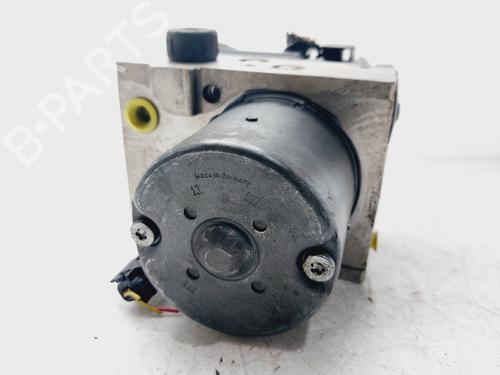 Used ABS pump SKODA SUPERB I (3U4) 2.0 TDI (140 hp) 29604194