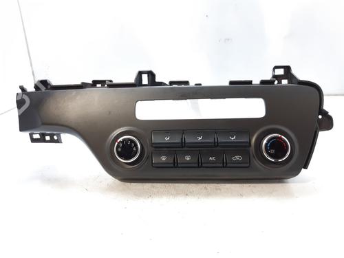 Used Climate control KIA SPORTAGE IV (QL, QLE) 1.7 CRDi (116 hp) 8615230