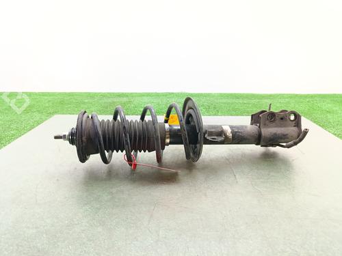 Used Left front shock absorber TOYOTA YARIS (_P13_) [2010-2020]  23559981