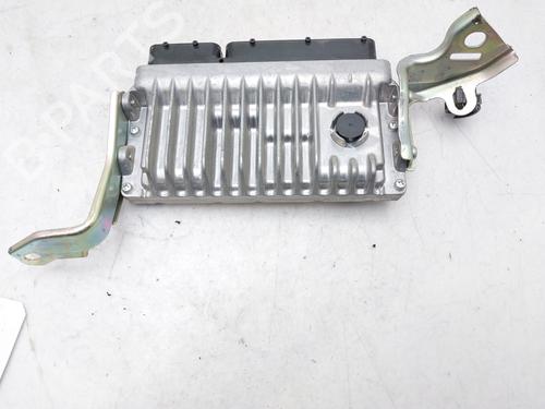Used Engine control unit (ECU) TOYOTA AURIS Estate (_E18_) 1.8 Hybrid (ZWE186_, ZWE186R, ZWE186H) (136 hp) 13371506