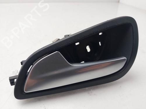 Venstre fortil invendig håndtag Venstre fortil invendig håndtag FORD FOCUS III 1.0 EcoBoost (125 hp) 39717956 39717956