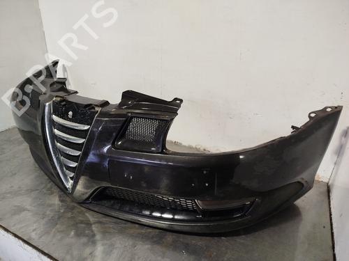 Front bumper ALFA ROMEO GT (937_) 1.9 JTD (937CXN1B) | BP31087772C7 