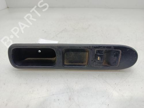 Mando elevalunas delantera derecho PEUGEOT 307 Break (3E) 1.6 HDi (90 hp) 31209891