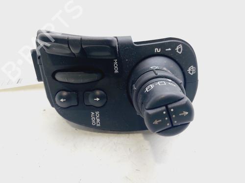 Used Steering column stalk RENAULT CLIO III Grandtour (KR0/1_) 1.5 dCi (KR0F) (86 hp) 30792246