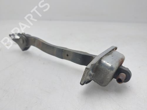 Used Hinge/Door check strap Hinge/Door check strap SUZUKI GRAND VITARA II (JT, TE, TD) 1.9 DDiS (JB419WD, JB419XD) (129 hp) 33801056 33801056