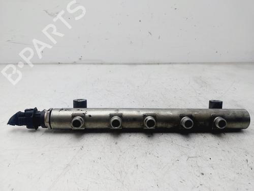Used Injection rail CHEVROLET EPICA (KL1_) [2004-2011]  27561428