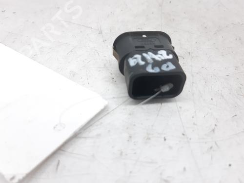 Right front window switch FORD MONDEO II (BAP) 1.8 TD | BP12402682I26 