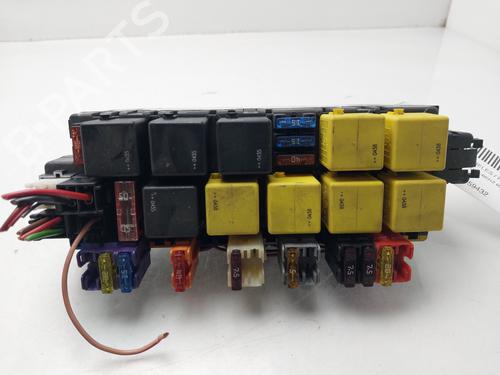 Sikringsdose MERCEDES-BENZ S-CLASS (W220, V220) S 320 CDI (220.025, 220.125) (204 hp) 32403176