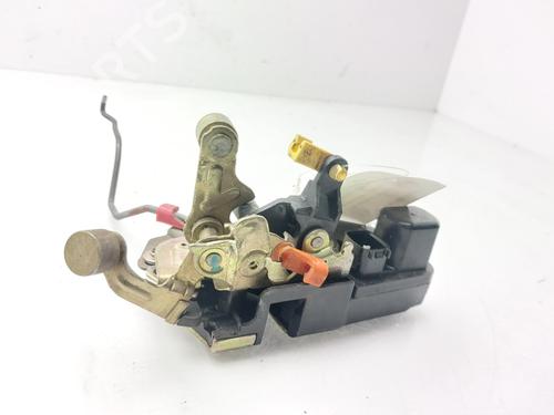 Høyre foran lås CHRYSLER VOYAGER IV (RG, RS) 2.5 CRD (141 hp) 30831445