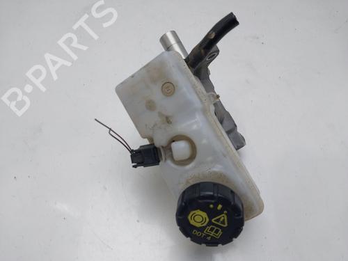 Brake master cylinder DACIA DUSTER SUV Van 1.5 dCi | BP14967018M77 