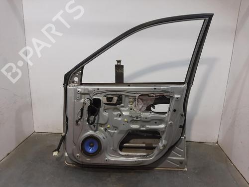 Right front door KIA CARENS II MPV (FJ) 2.0 CRDi | BP12410435C3 
