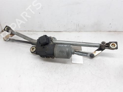 Used Front wiper motor FORD MONDEO III (B5Y) 1.8 16V (125 hp) 8123486