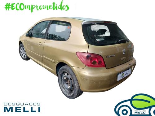 Left headlight PEUGEOT 307 (3A/C) 2.0 HDi 90 | BP31917090C28