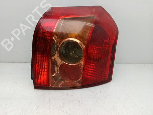 Used Right taillight TOYOTA COROLLA (_E12_) 1.4 D (NDE120_, NDE120R) (90 hp) 31988191