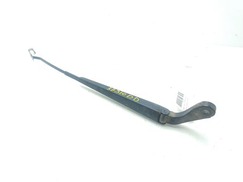 Used Front windshield wiper arm CHRYSLER VOYAGER IV (RG, RS) 2.5 CRD (141 hp) 24814960