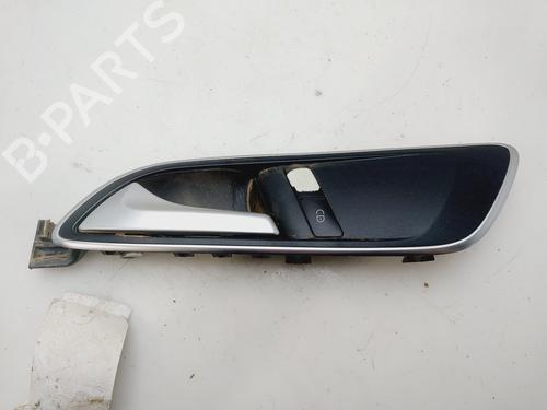 Used Front left interior door handle MERCEDES-BENZ A-CLASS (W176) A 200 CDI / d (176.008) (136 hp) 30857643