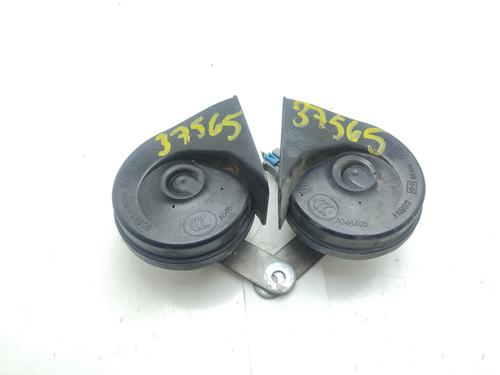 Used Horn CHEVROLET CAPTIVA (C100, C140) 2.4 LPG (136 hp) 24514440