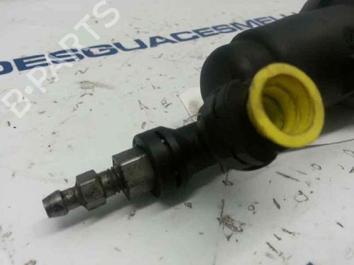 Clutch slave cylinder PEUGEOT 406 (8B) 2.2 HDi | BP13989736M113 