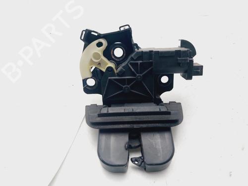 Used Tailgate lock AUDI A4 B7 Avant (8ED) 2.0 TDI quattro (140 hp) 29066494