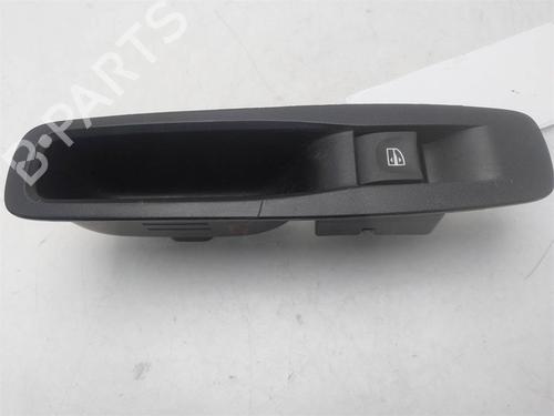 venstre-bagtil-elrude-kontakt-renault-megane-iv-hatchback-b9amn_-2015-38302116 main image