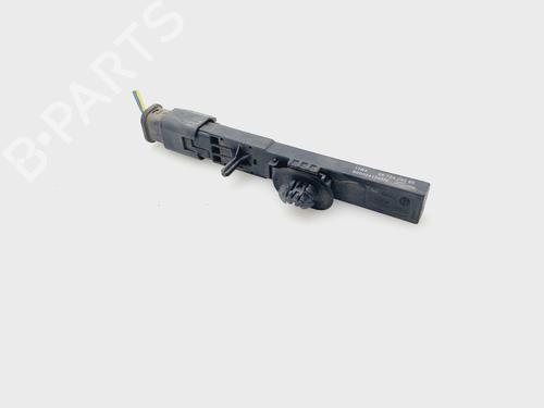 Used Antenna/Base CITROËN C4 Grand Picasso II (DA_, DE_) 1.6 HDi / BlueHDi 115 (115 hp) 30703359