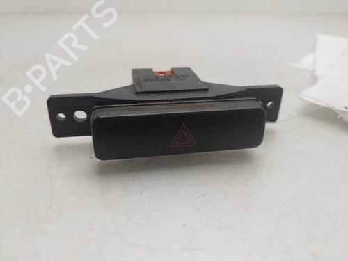 Used Warning switch Warning switch SUZUKI GRAND VITARA II (JT, TE, TD) 1.9 DDiS All-wheel Drive (JT419, TD44, JB419WD, JB419XD,... (129 hp) 40182298 40182298