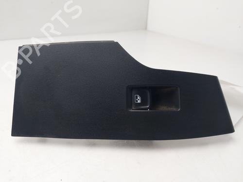 right-front-window-switch-seat-arona-kj7-kjp-2017-33974838 main image