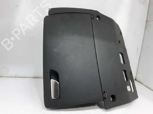 Handschuhfach AUDI A3 Sportback (8VA, 8VF) 1.6 TDI (105 hp) 5327988