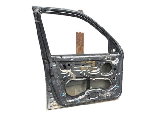 Left front door LAND ROVER FREELANDER I (L314) | BP30196355C2