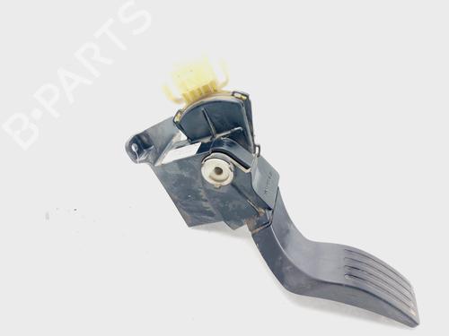 Used Pedal FORD FOCUS I (DAW, DBW) 1.8 Turbo DI / TDDi (90 hp) 19643558